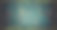 粗糙的深绿色背景与金色的纸屑边框，空白的设计空间。图片下载