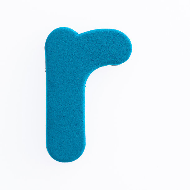 泡沫字母r在白色背景上图片下载