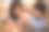 男孩和幼儿园老师玩粘土的形象图片下载