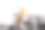 白色瓷砖背景上的厨房用具。厨房内部,背景。图片下载
