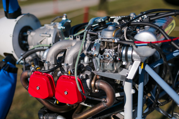 螺旋桨飞机引擎图片下载