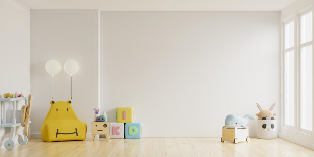 在孩子的房间里，以浅色的墙壁为背景，模拟墙壁。图片下载