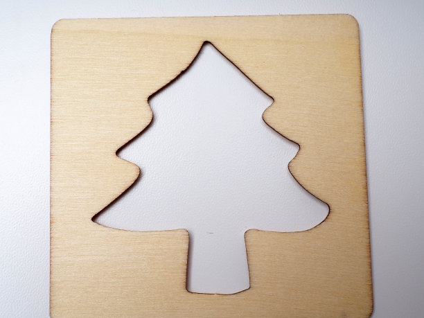 木制儿童教育游戏图片，用于介绍任何物体的形状，如植物，树木，动物等图片下载