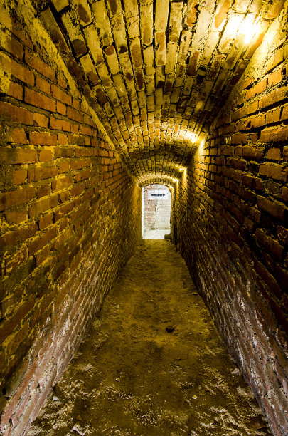 经由卡拉拉迪特尔尼的避难所图片下载