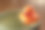 玩具黄色小鸭子在碗里的特写图片下载