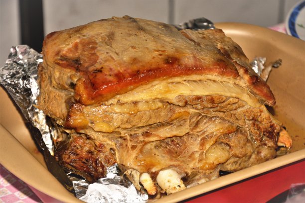 晚餐是烤牛排图片下载