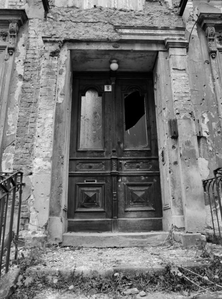 旧建筑的入口图片下载