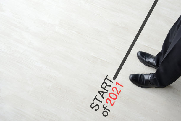 商人站在2021年的起跑线上图片下载