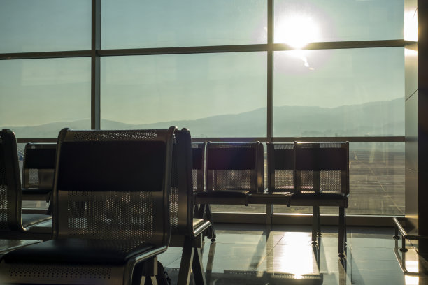 空空如也的候机楼等候区图片下载