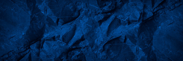 抽象的蓝色背景。色调单一的岩石纹理背景石。宽横幅。图片下载