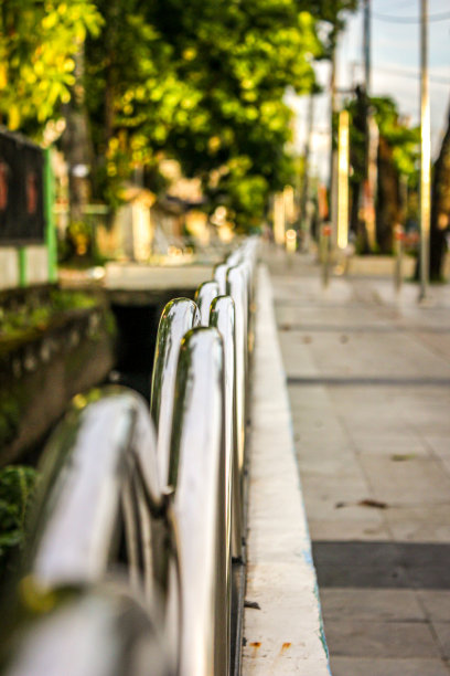 人行道上图片下载