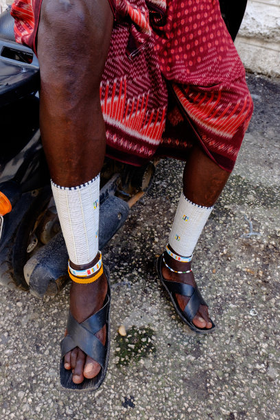 坦桑尼亚桑给巴尔的传统马赛男性图片下载