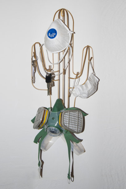 挂口罩图片下载