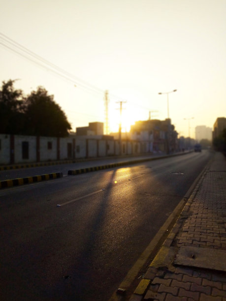 美丽的太阳升起准备让世界充满光明图片下载