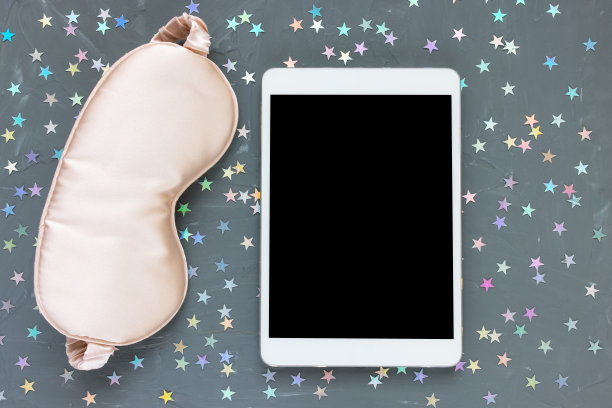 粉缎眼睡面膜，平板和星星图片下载