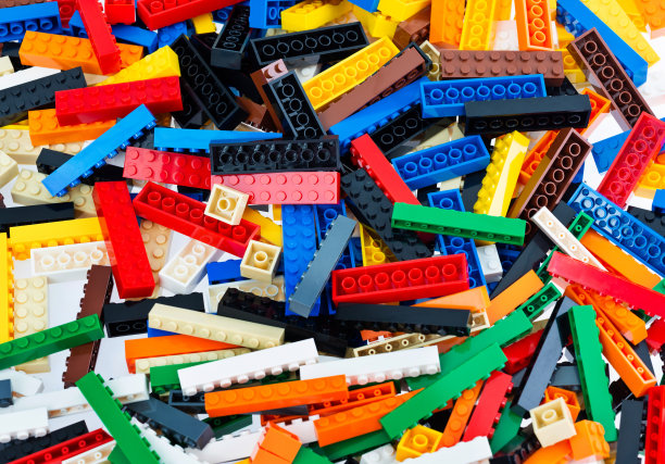 堆塑料块玩具背景图片下载