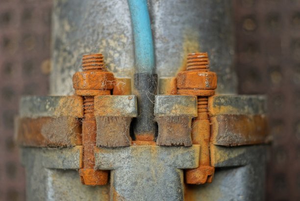 部分老式灰色电动水泵电机图片下载