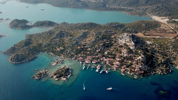 海湾的高角度视图图片下载