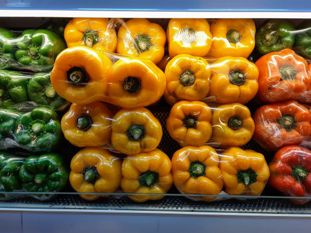 各种颜色的辣椒图片下载