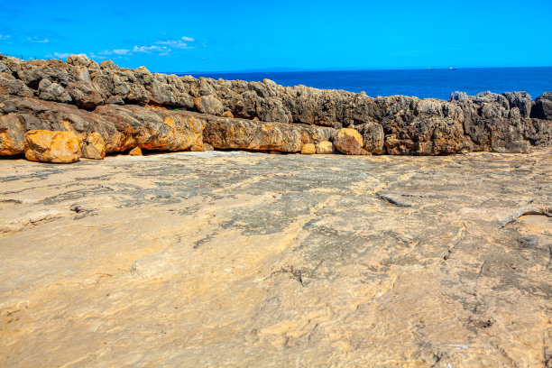 岩石海岸地貌图片下载