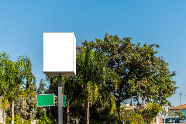 现代城市户外广告牌图片下载