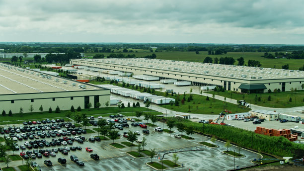 分布中心附近的基诺沙，WI -天线图片下载