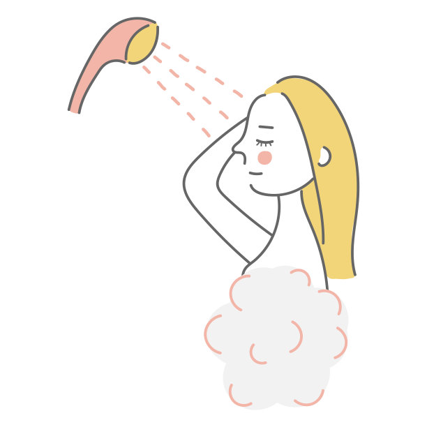 年轻女子正在洗澡图片下载