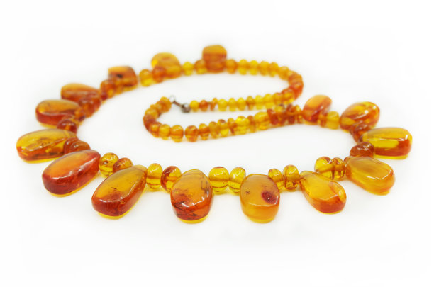 天然琥珀项链素材图片