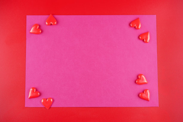 情人节的红色背景和红心图片下载