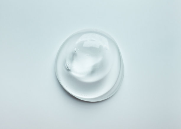 清澈的白色透明多色水化妆品爽肤水粉红色海蓝色绿松石蓝色绿色灰色凝胶滋补冷却乳液霜润滑剂图片下载