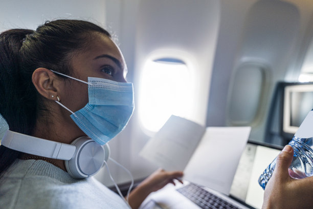 2019冠状病毒病大流行期间的旅行图片下载