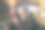 快乐的老年情侣在湖边浪漫约会图片下载
