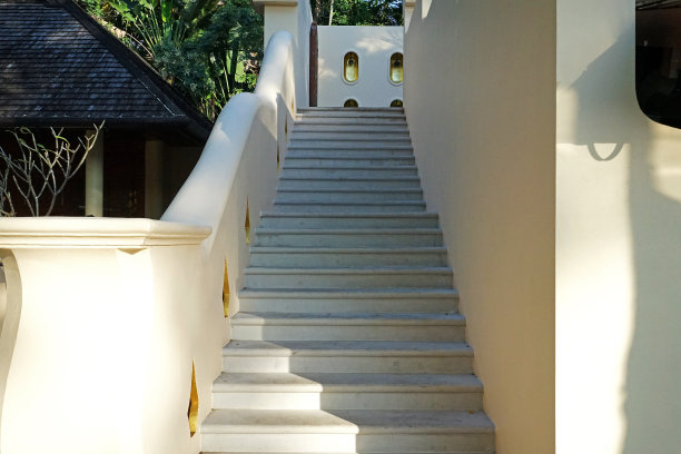 自然酒店和豪华度假村的外观设计图片下载