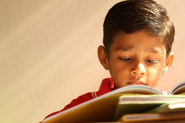 印度的孩子图片下载