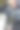 沮丧的年轻成年摄影师拿着相机与破碎的玻璃在镜头上图片下载