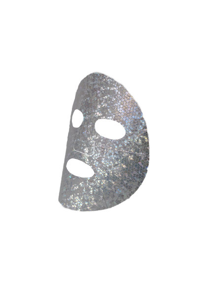 片状织物全息银面膜。面膜面部皮肤。在白色背景上。美容、医药、保健。图片下载