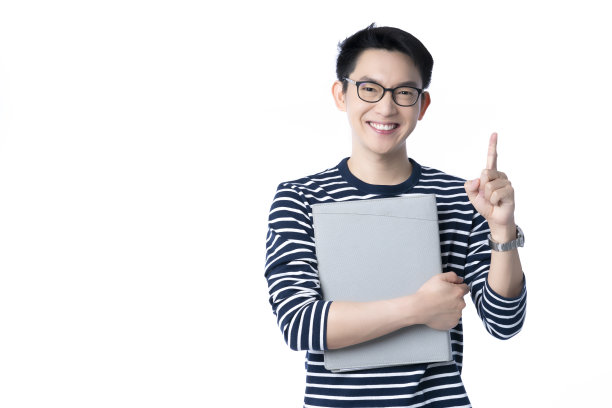聪明的亚洲商人在休闲布手握纸夹手手指点手势微笑与乐观自信的商人理念图片下载