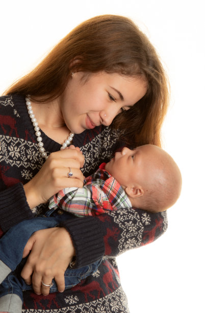 妈妈爱她的孩子图片下载