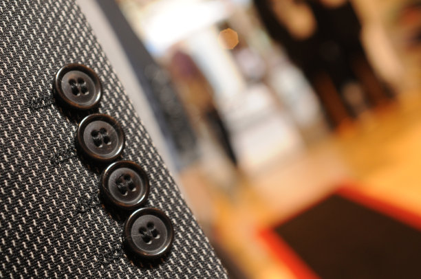 穿着西装的男人图片下载