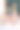 美丽的女人得到面部护理。图片下载