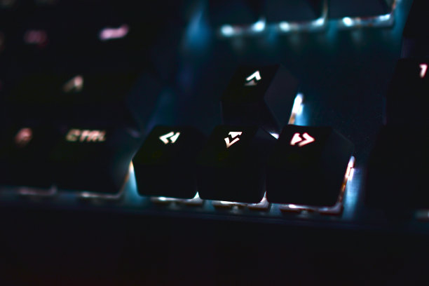 有背光的电脑键盘图片下载