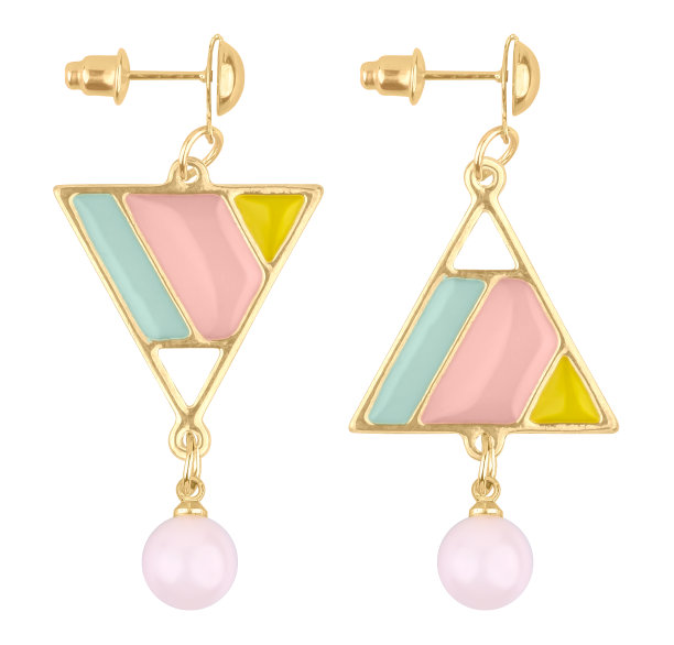 彩色抽象的金耳环孤立在白色的背景，剪切路径包括图片下载