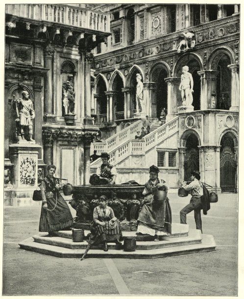 19世纪，在威尼斯公爵宫的院子里，妇女们从井里取水图片下载