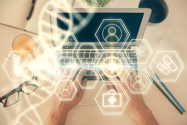 双重曝光的人的手在电脑键盘上打字和DNA全息图。前视图。医学教育的概念。图片下载