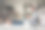 年轻帅哥的身段侧面照片看浏览手机远程工作笔记本电脑坐地板家图片下载