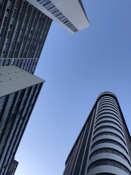 城市的天空图片下载