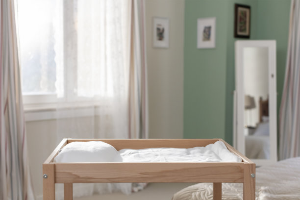 卧室的空更衣室图片下载