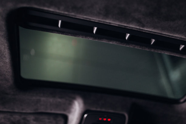 汽车全景玻璃天窗图片下载