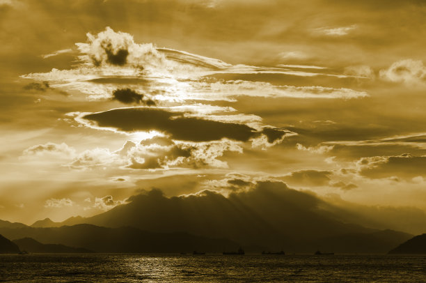 戏剧性的云图片下载