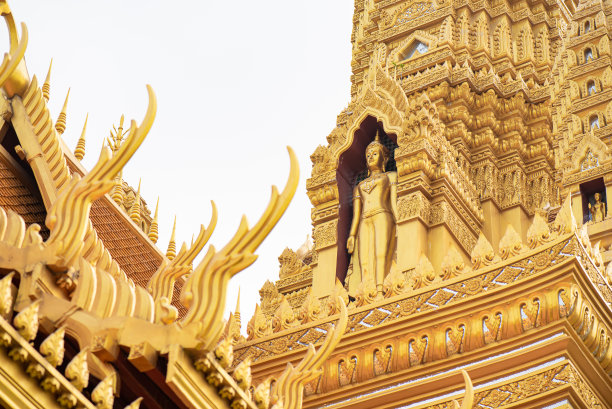 金佛塑像图片下载